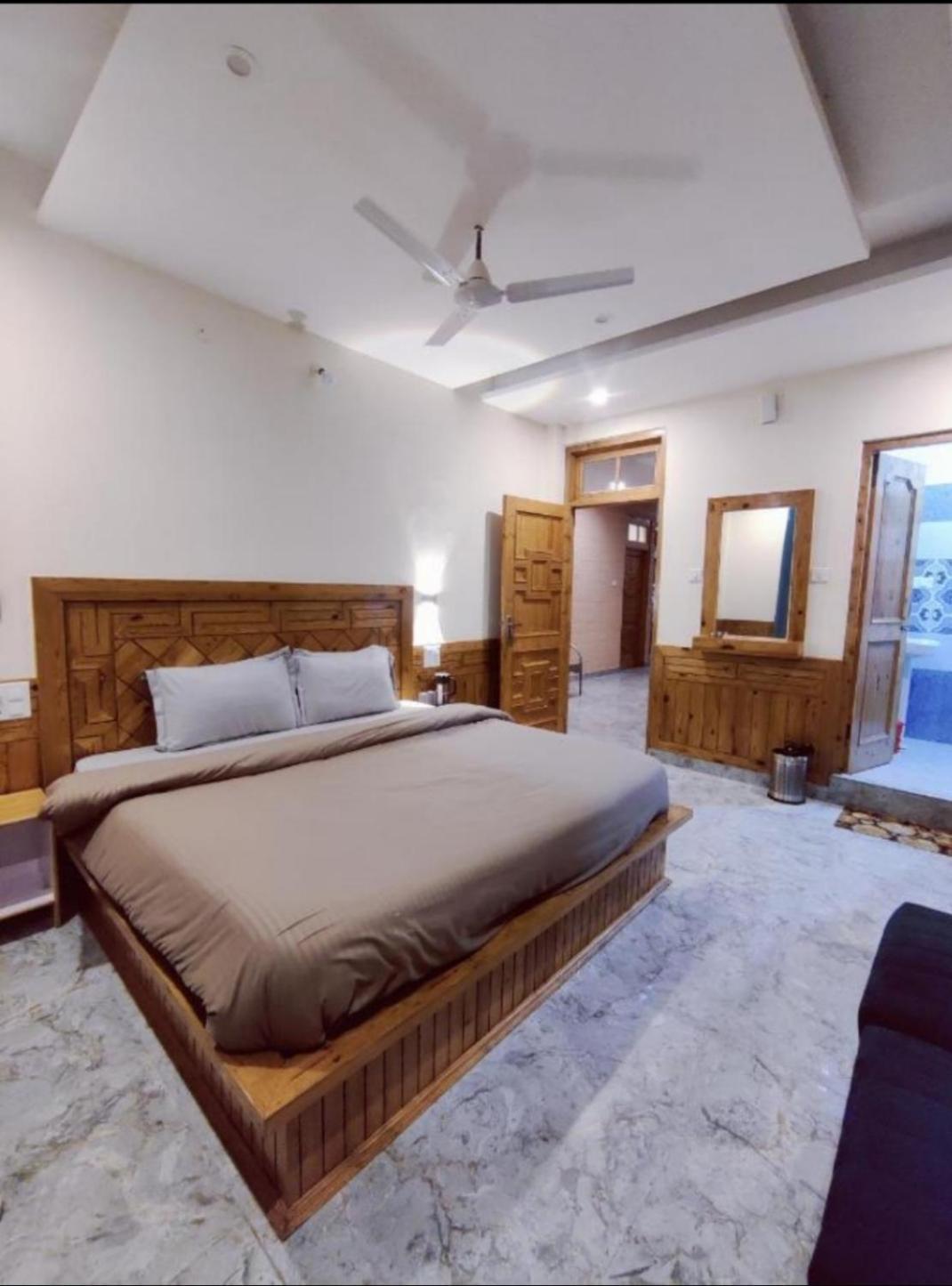 Delight Homestay Kasol Exteriör bild